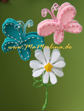 Schmetterling ist in die Rose Verliebt Margaritte