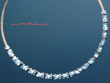 Halsreif für junge Mütter